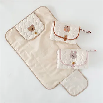Детский коврик для смены подгузников Портативный складной подгузник для новорожденных Водонепроницаемые постельные принадлежности для смены подгузников на матрасе Детские принадлежности